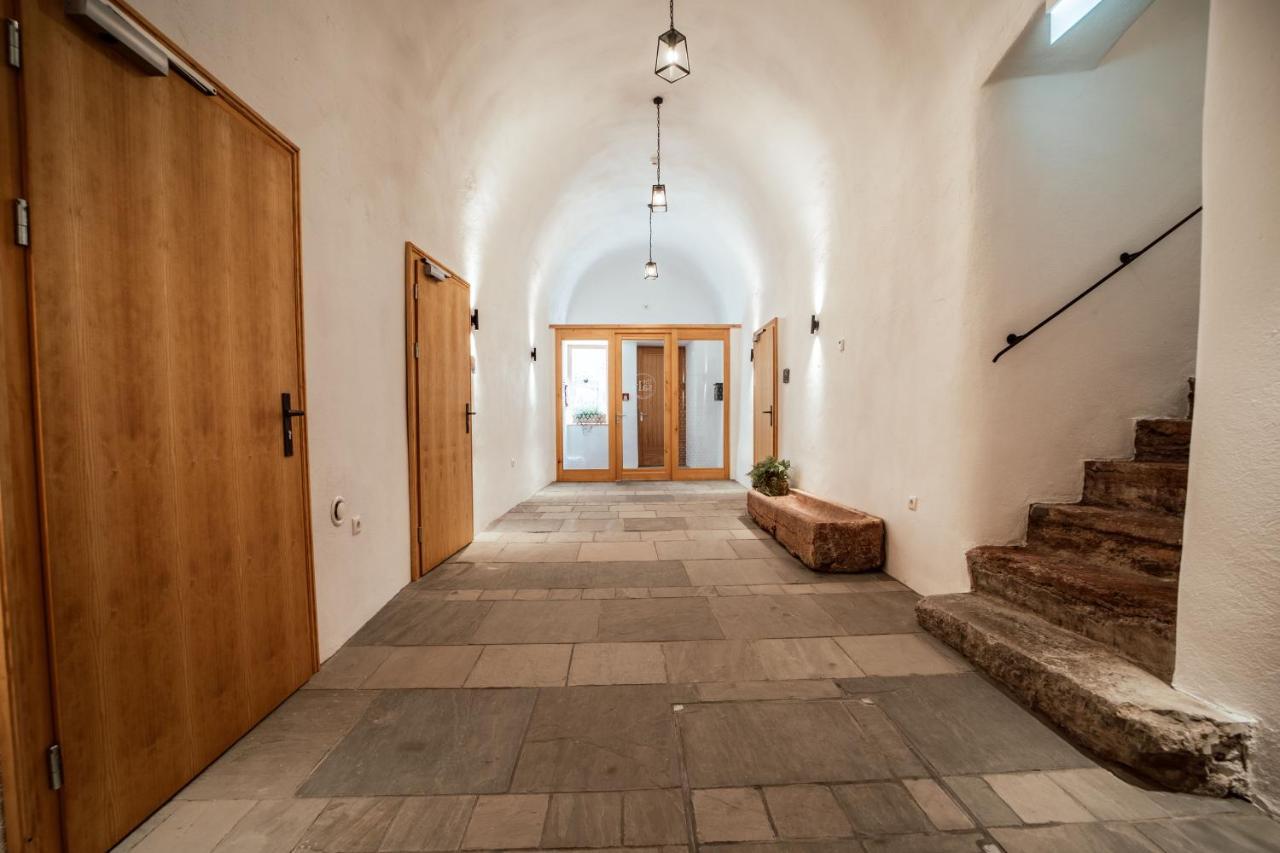 The Salt Residences Hallein Bagian luar foto