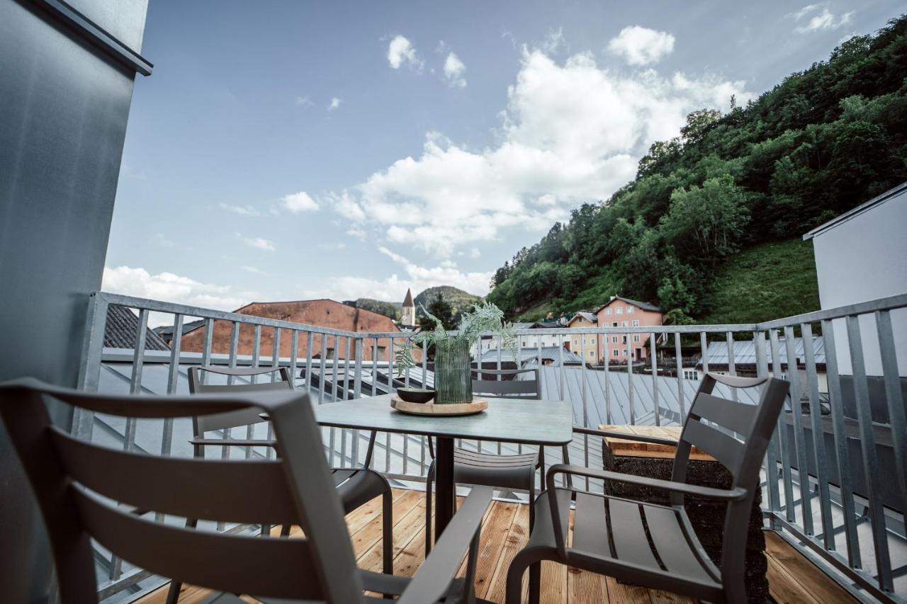 The Salt Residences Hallein Bagian luar foto